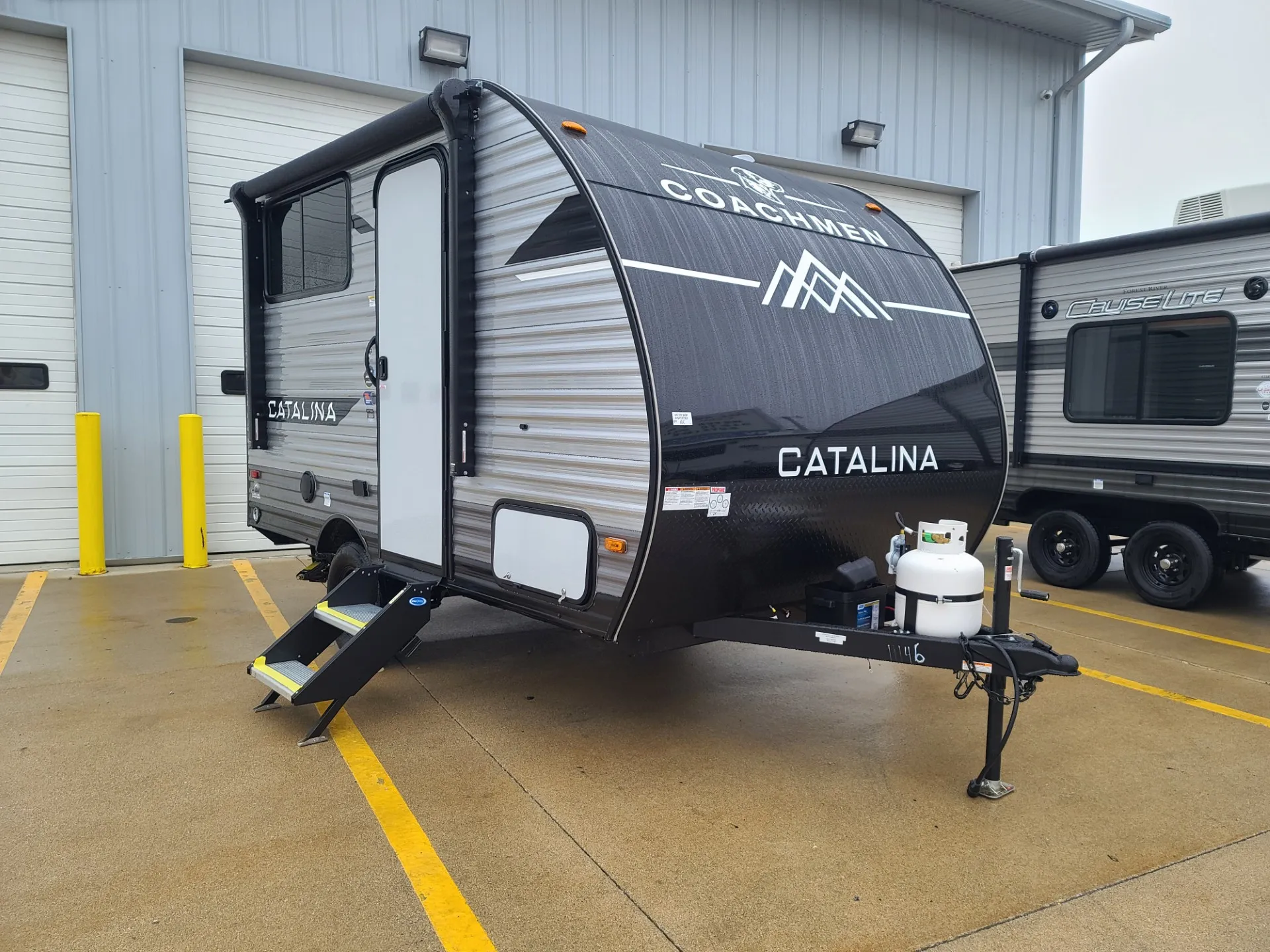 2025 Coachmen Catalina Summit Series 7 134BHX - Photo 2