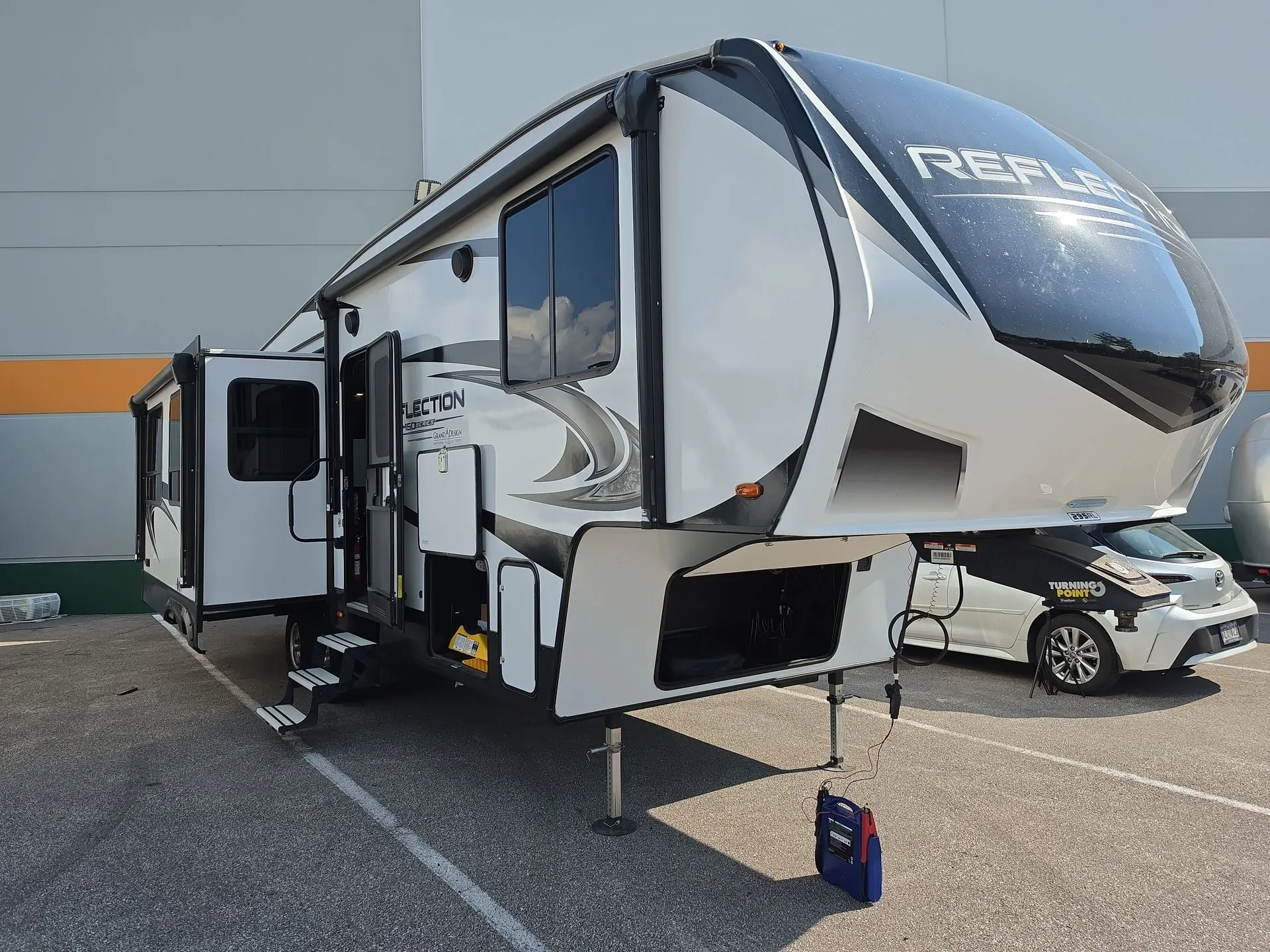 2022 Grand Design Reflection 150 Series 295RL - Photo 2