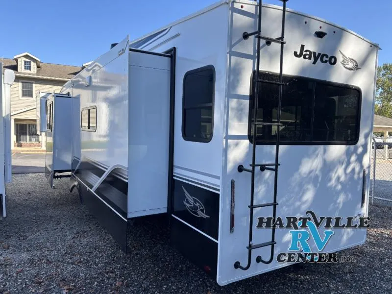 2026 Jayco Eagle 355MBQS - Photo 3