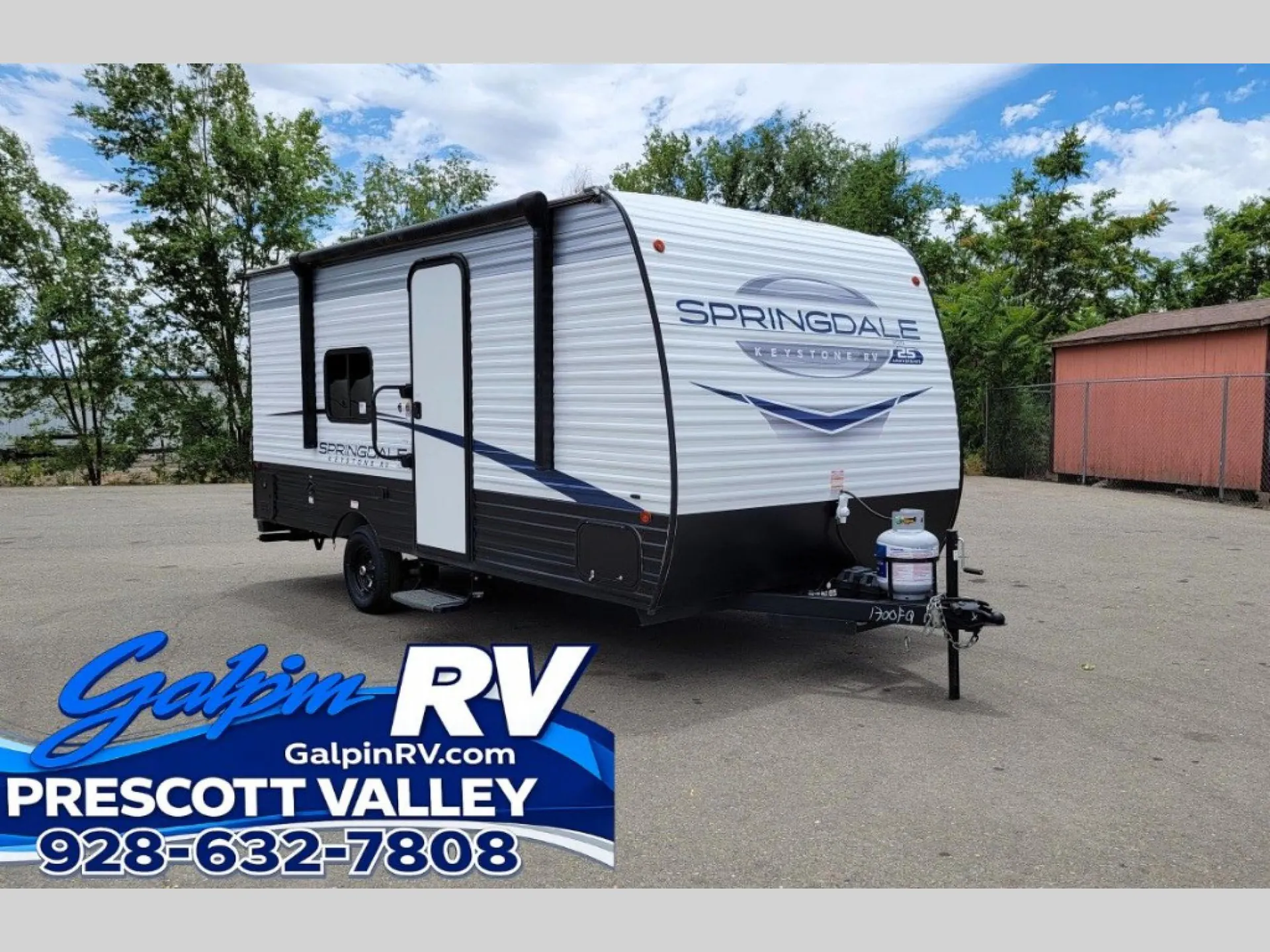 2024 Keystone Springdale 1700FQ - Photo 2