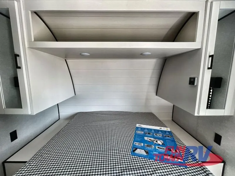 2026 Jayco Jay Flight SLX 321BDS - Photo 3