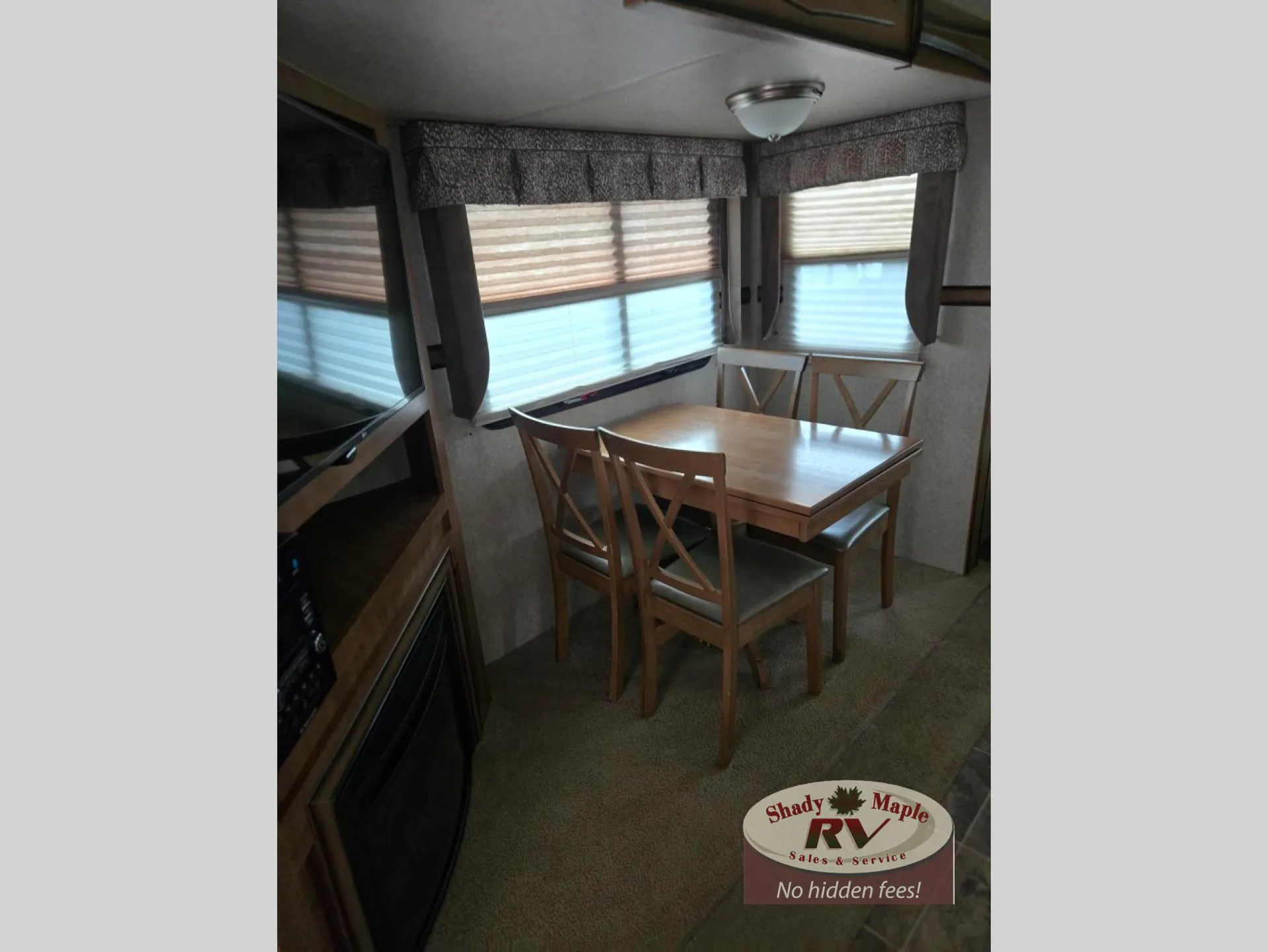 2016 Forest River Rockwood Signature Ultra Lite 8329SS - Photo 3