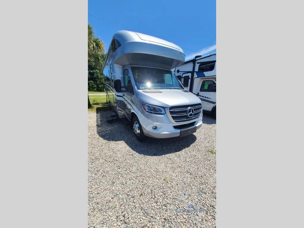 2025 Winnebago View 24D - Photo 3