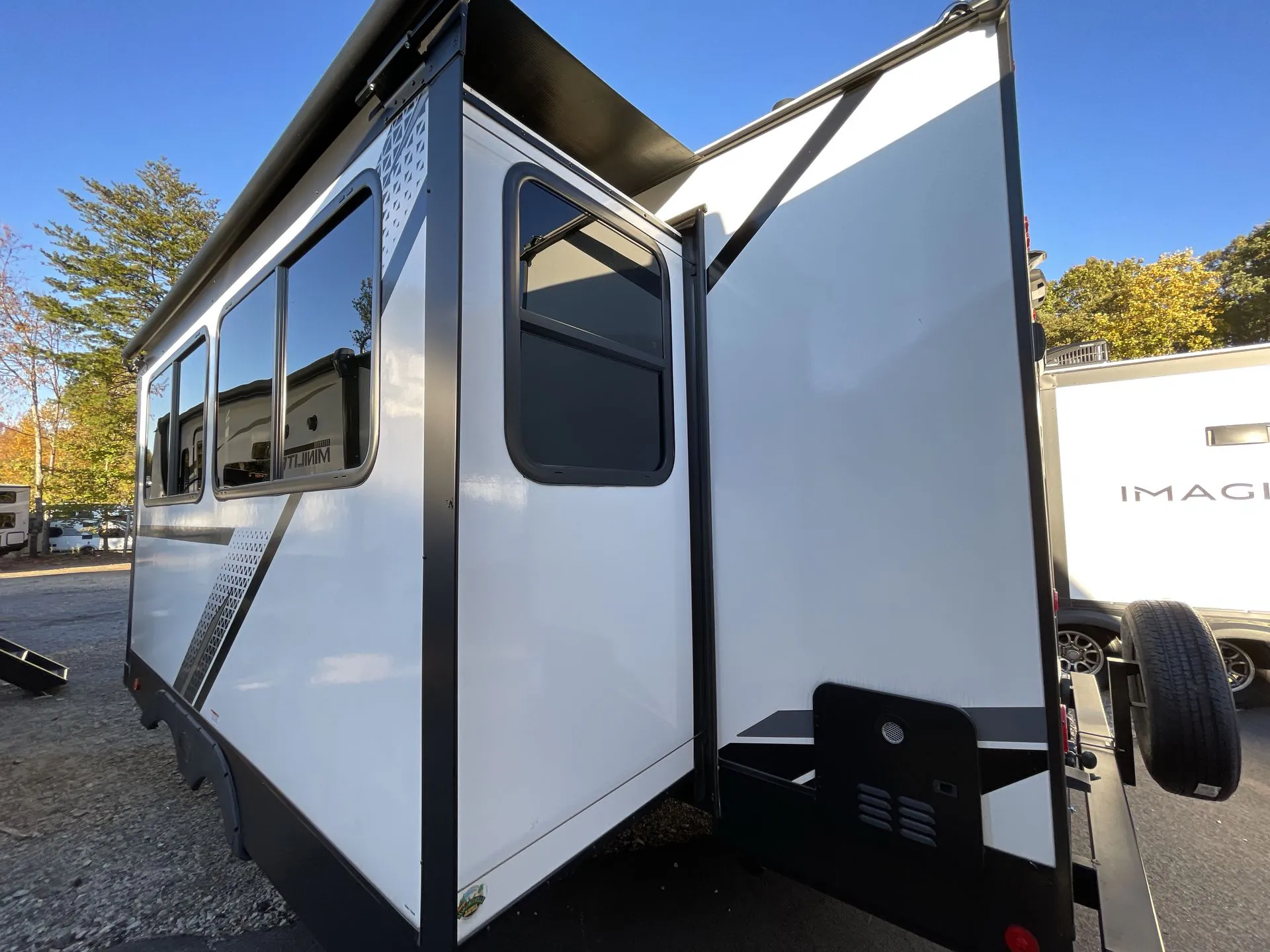 2024 Dutchmen Kodiak Ultra-Lite Ultra-Lite 257RKSL - Photo 4