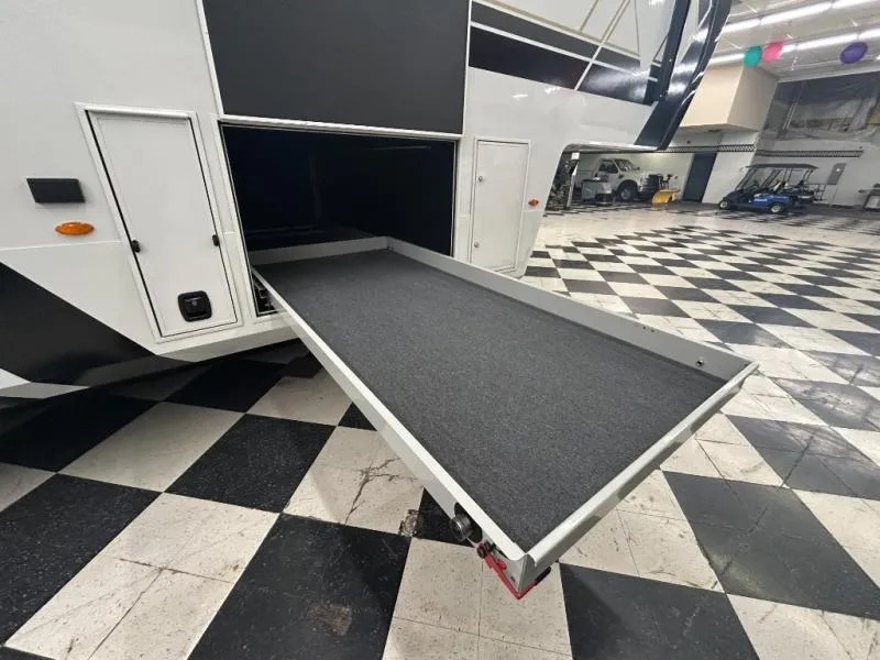 2026 Keystone Montana 3100RL - Photo 4
