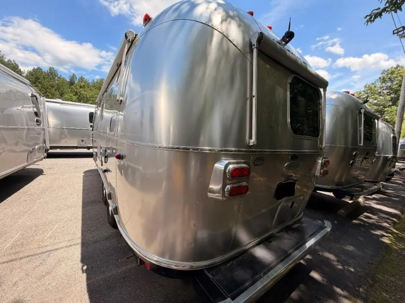 2017 Airstream Flying Cloud 23D - Photo 4