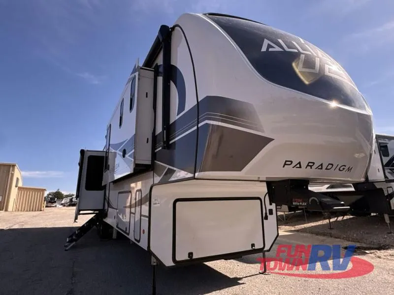 2024 Alliance RV Paradigm 382RK - Photo 2