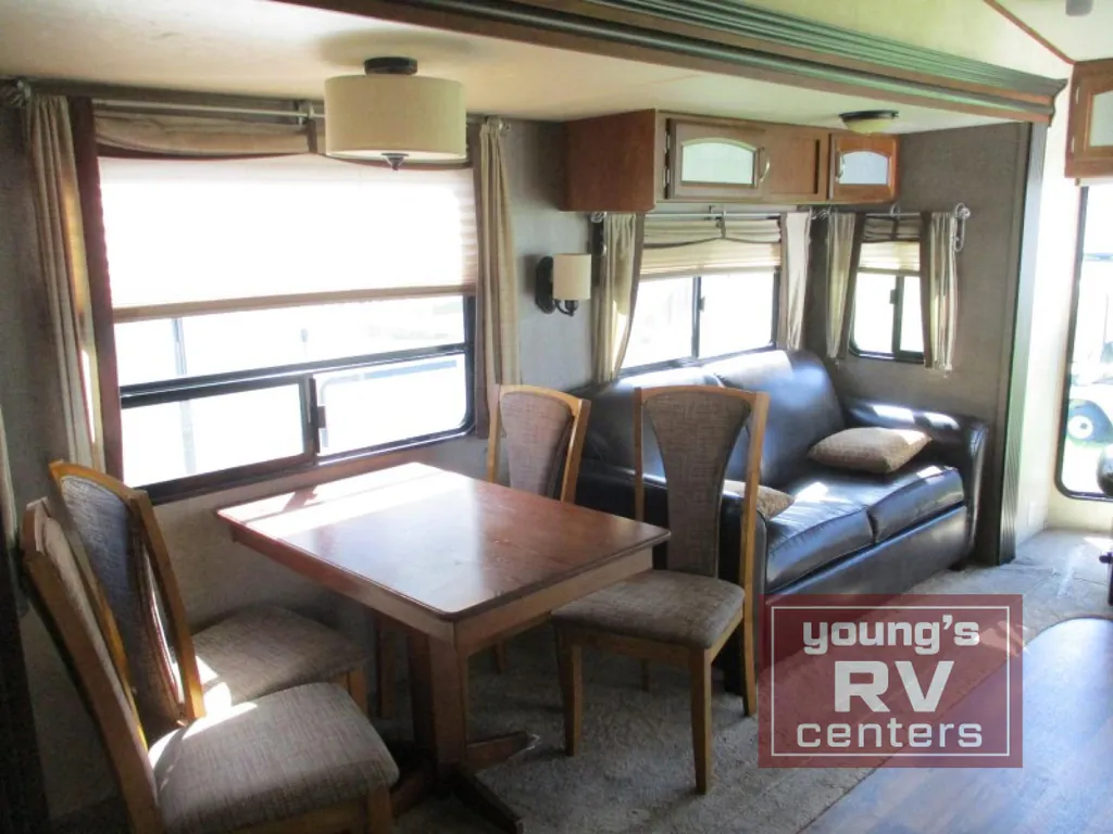 2016 Forest River Salem Villa 353FLFB, Photos photo 11