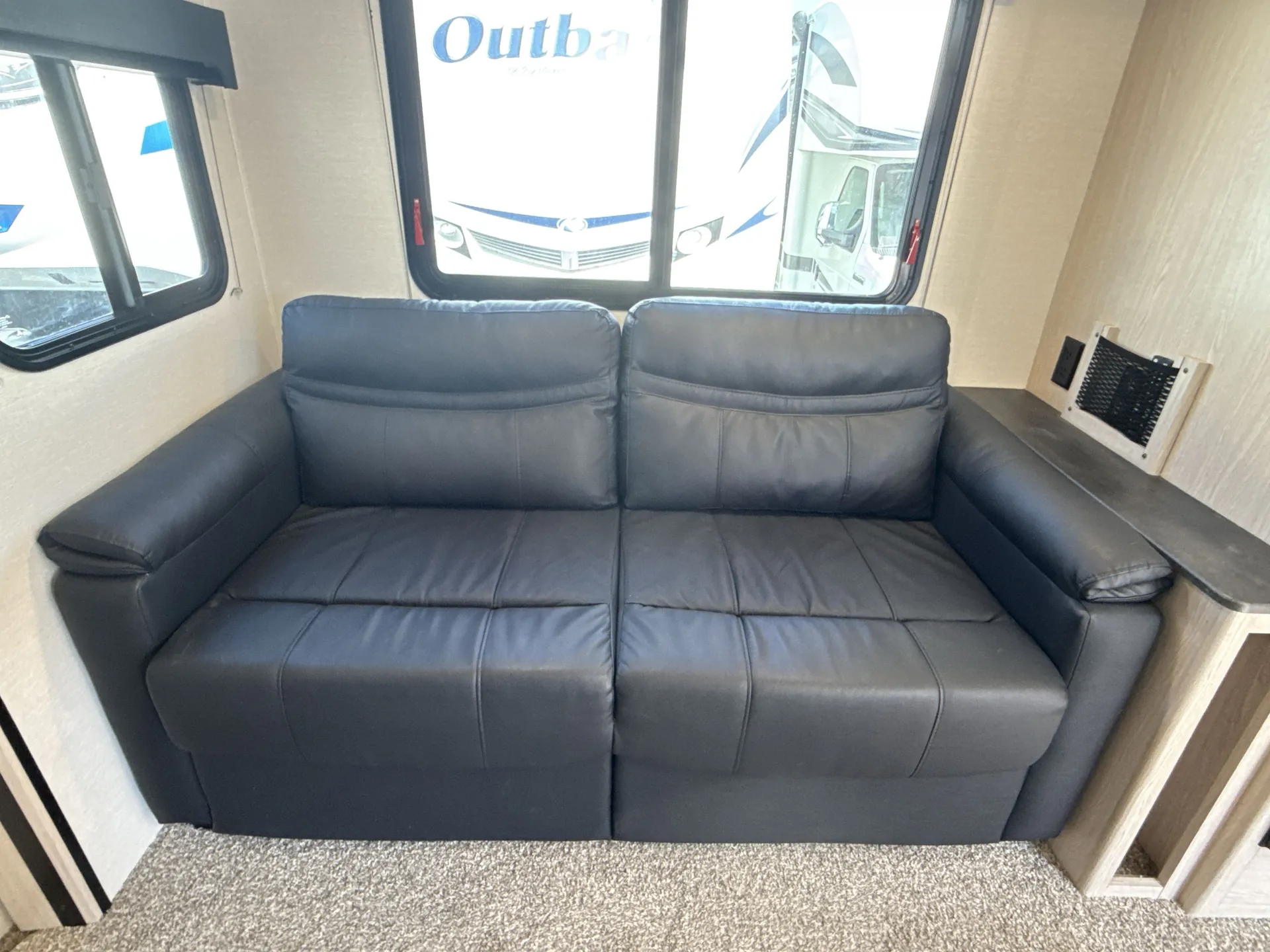 2022 Coachmen Apex Ultra-Lite 256BHS — living area main