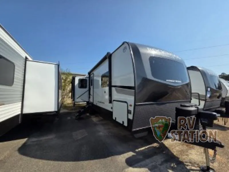 2026 Forest River Rockwood Ultra Lite 2906RL - Photo 2