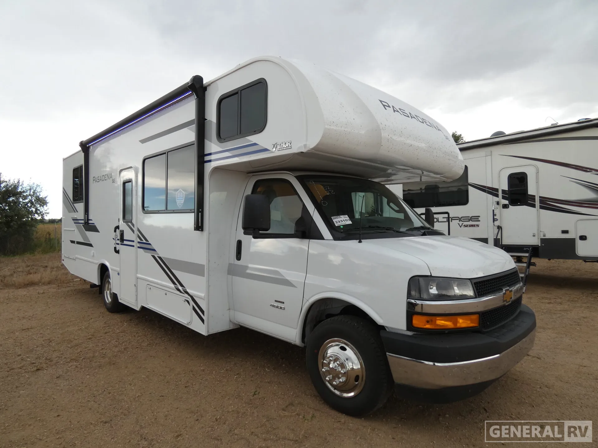 2026 Thor Motor Coach Pasadena SE SZ28 - Photo 2