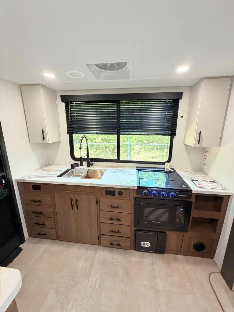 2027 Forest River Tracer 235RK, Photos photo 8