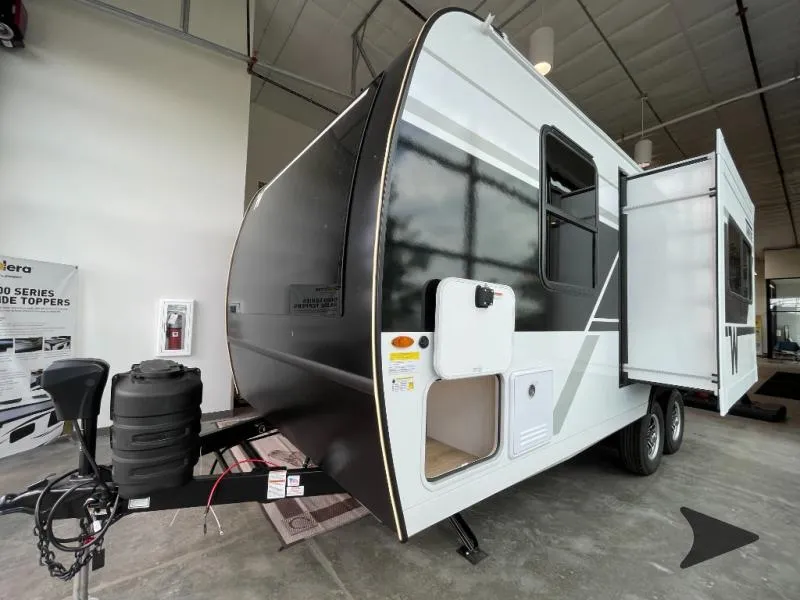 2026 Winnebago Thrive 18FBS - Photo 4