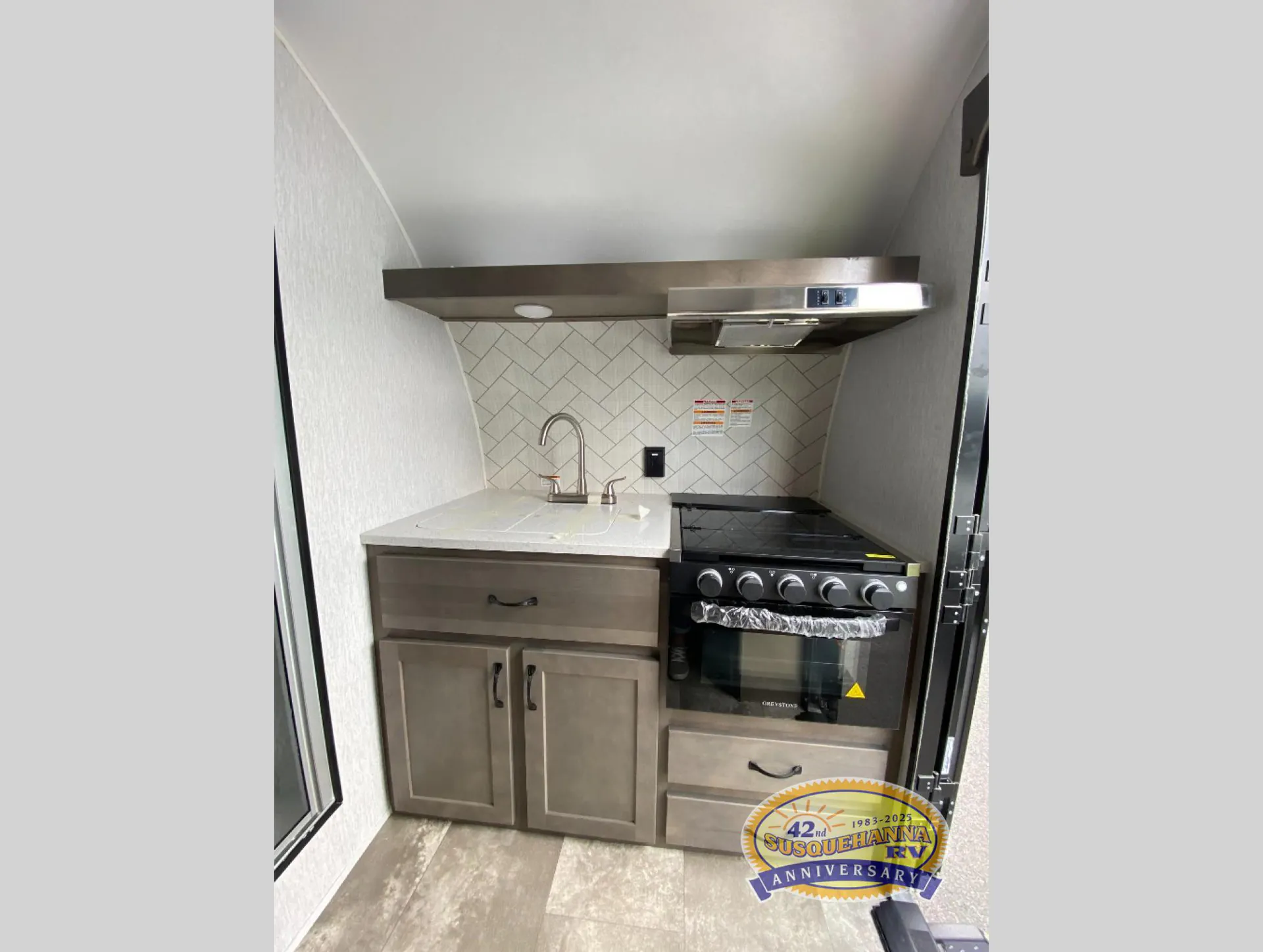 2023 Sunset Park RV Volt 1200 - Photo 3