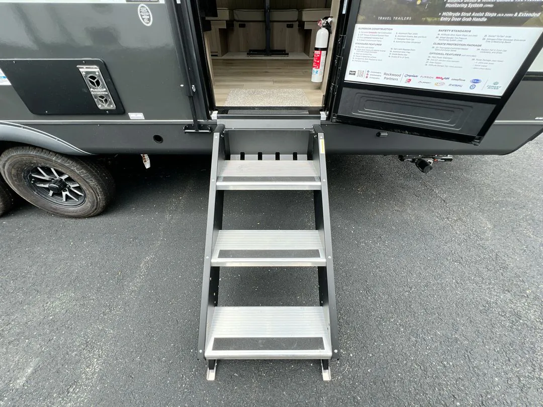 2026 Forest River Rockwood Mini Lite 2506FK - Photo 4