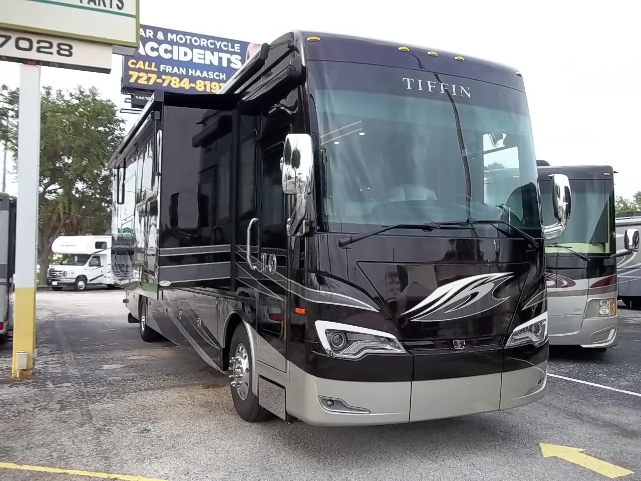 2020 Tiffin Allegro Bus 40 IP - Photo 2