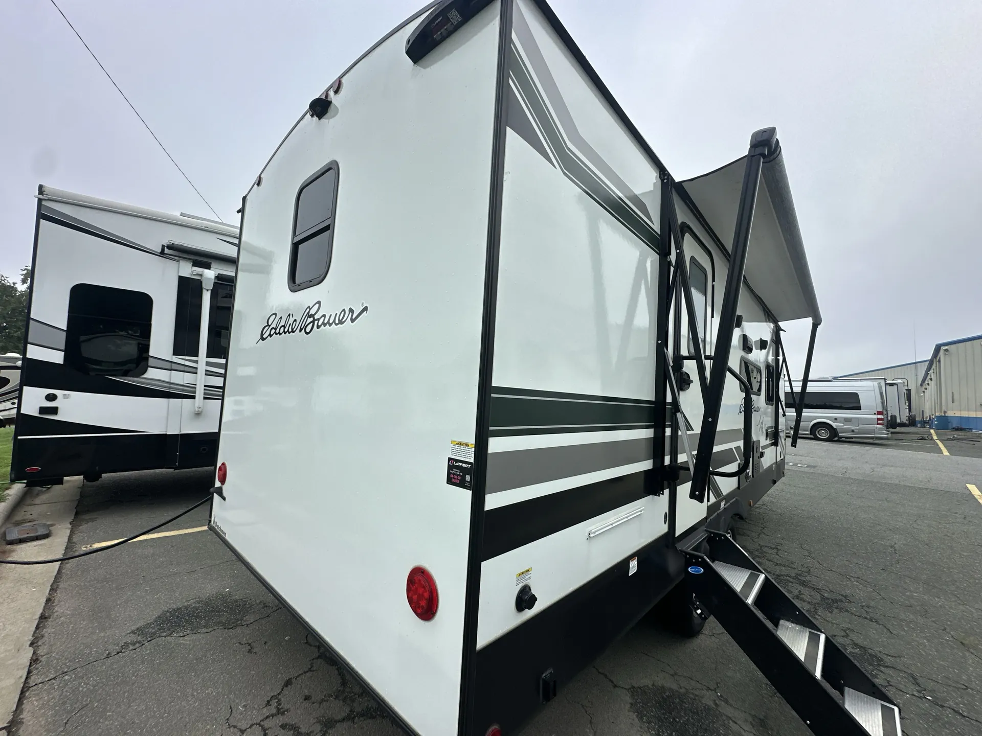 2024 Dutchmen Eddie Bauer 23RB — living area main