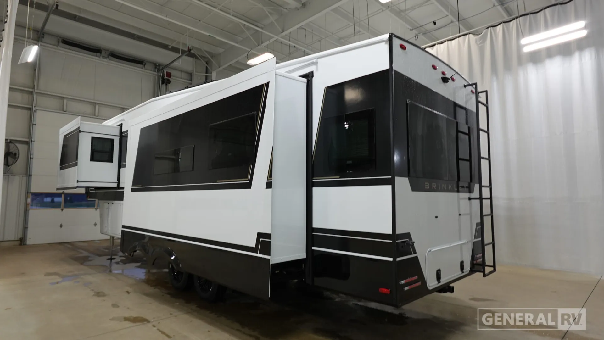 2026 Brinkley Model Z 3100 - Photo 4