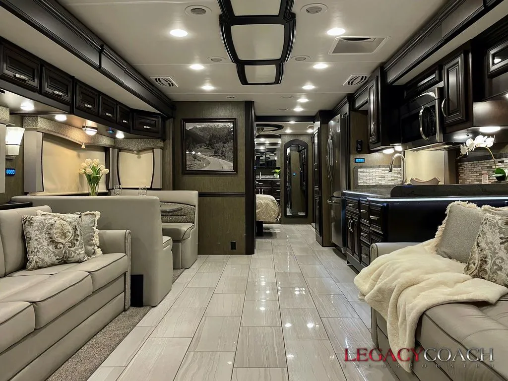 2018 Forest River Berkshire XLT 43C - Photo 4