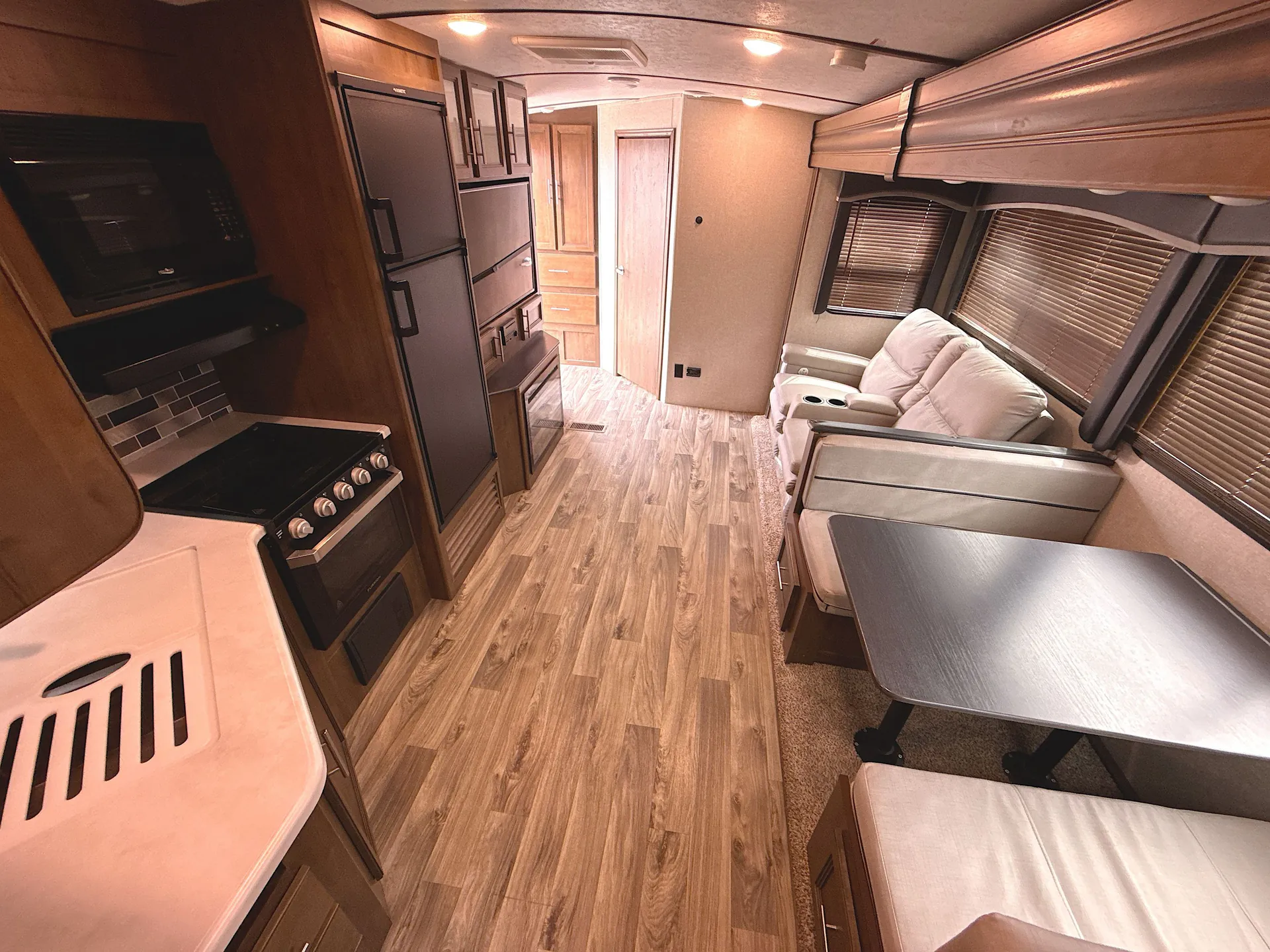 2020 Keystone Cougar 26RBSWE — living area main