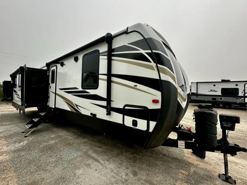 2021 Keystone Outback 328RL dealer photo 1 from Kunes RV