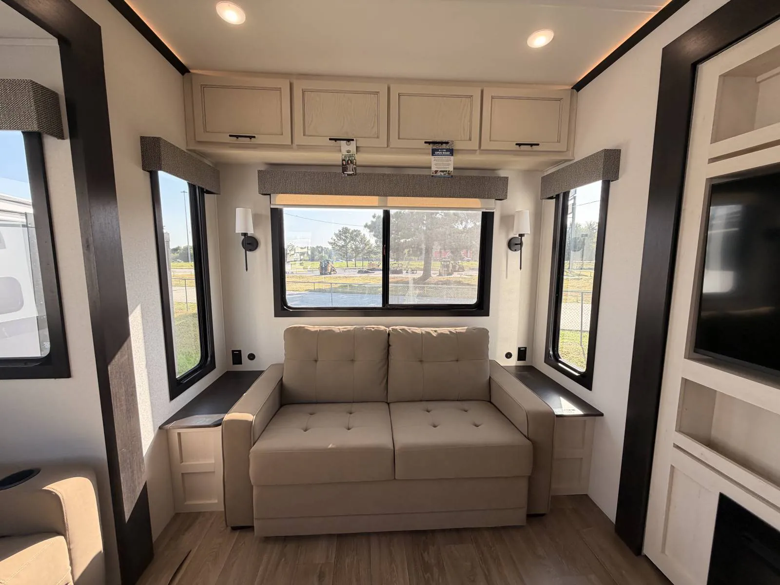 2027 Forest River Sabre 36FLX — Photo 7