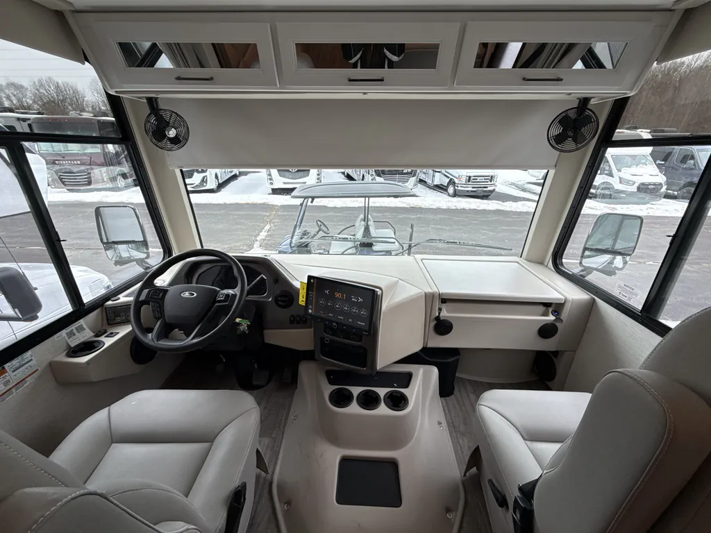 2026 Thor Motor Coach Freedom Traveler A29, Photos photo 22