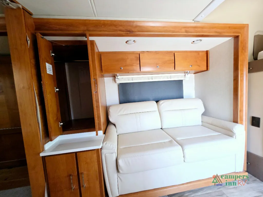 2019 Tiffin Wayfarer 24 FW, Photos photo 19