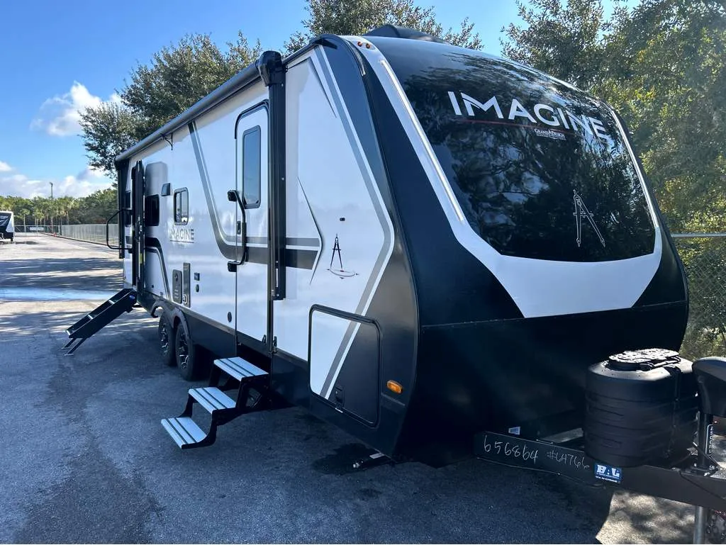 2026 Grand Design Imagine 2500RL - Photo 2