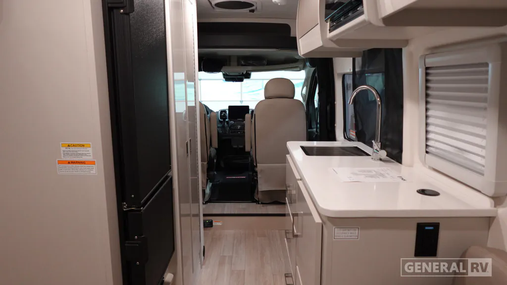 2027 Thor Motor Coach Tellaro 20Y, Photos photo 4