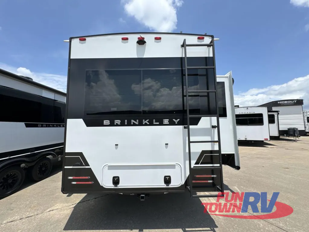 2026 Brinkley Model Z Air 297, Photos photo 40