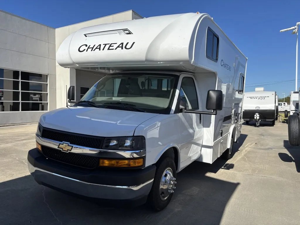 2026 Thor Motor Coach Chateau 19Z - Photo 4