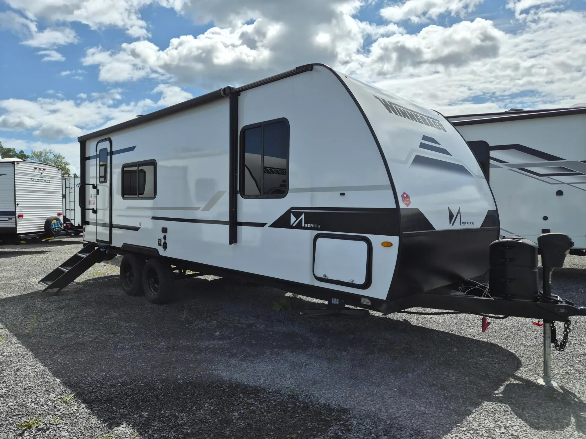 2025 Winnebago M-Series 2326RK - Photo 2