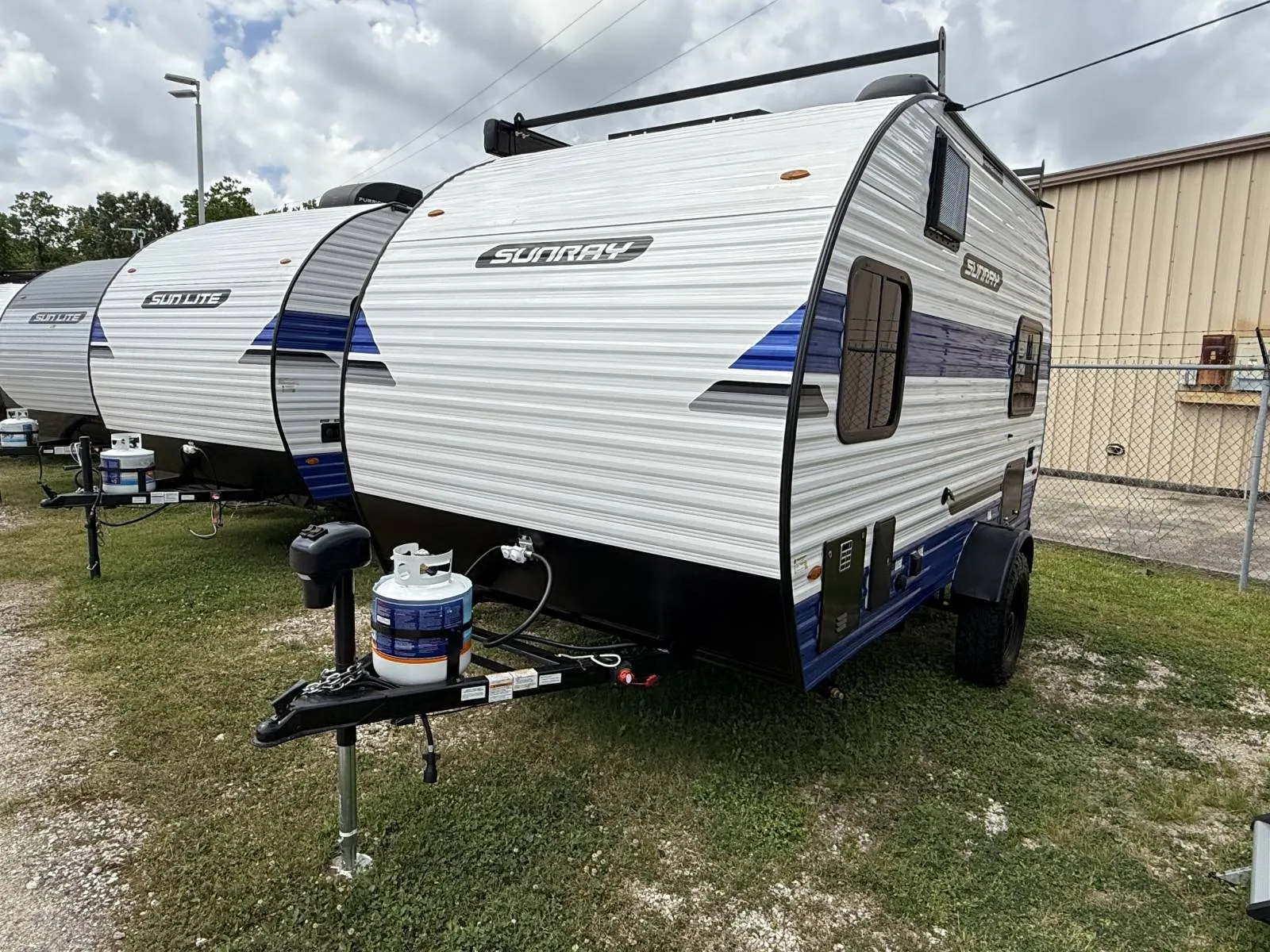 2026 Sunset Park RV SunRay 149 - Photo 3