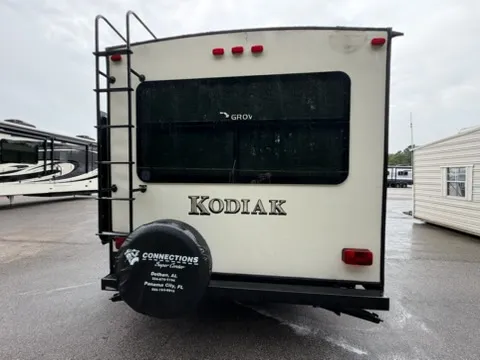 2014 Dutchmen Kodiak 263RLS - Photo 4