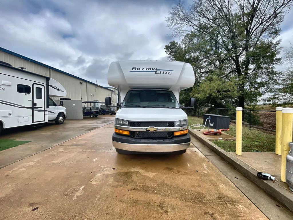 2026 Thor Motor Coach Freedom Elite 28HZ, Photos photo 32