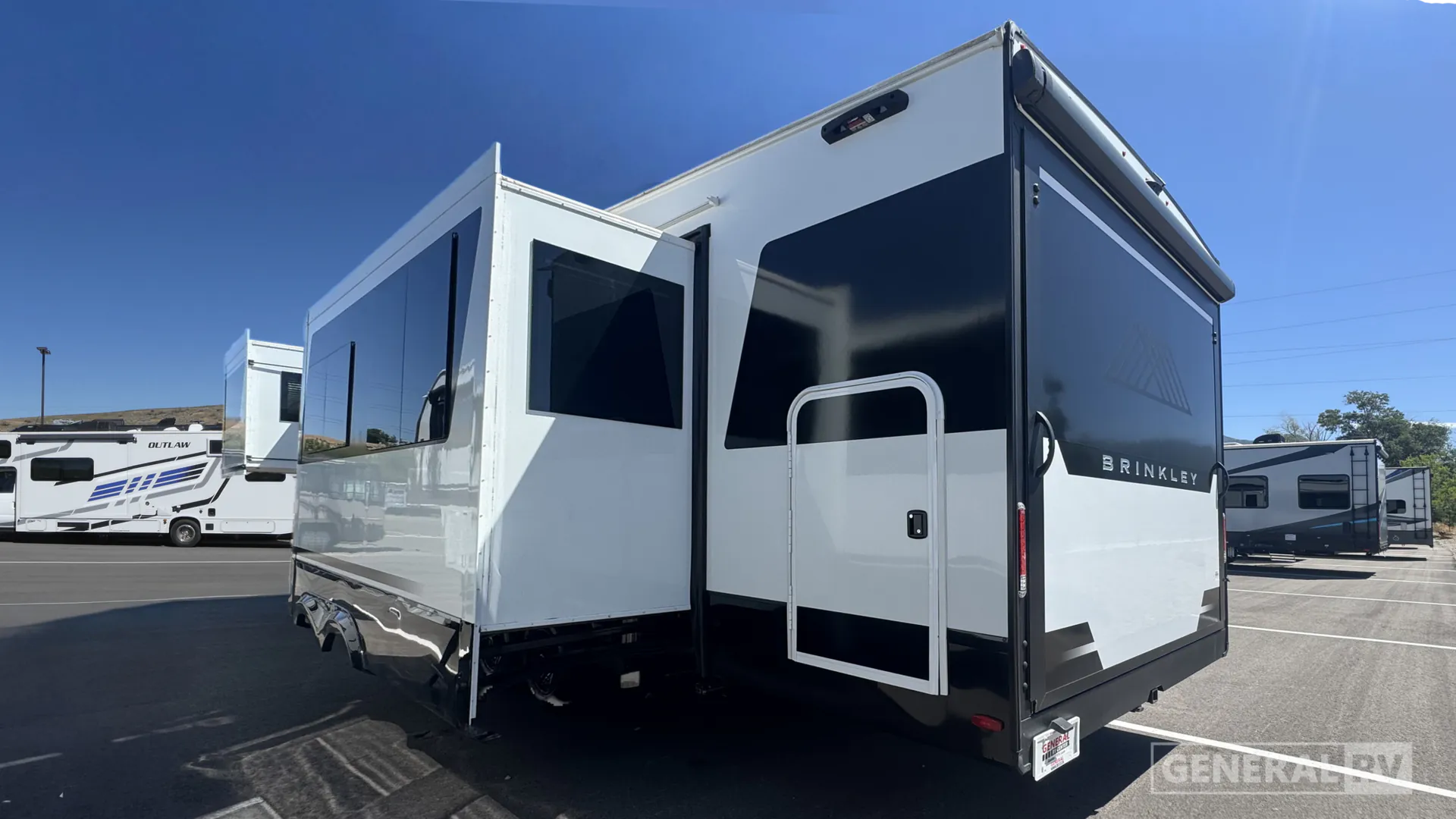 2025 Brinkley Model Z 3400 - Photo 4