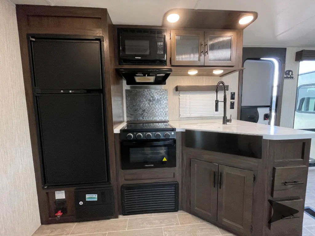 2021 Forest River Cherokee 306MM, Photos photo 29