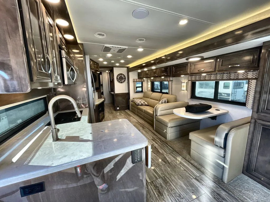 2022 Jayco Seneca 37K - Photo 3