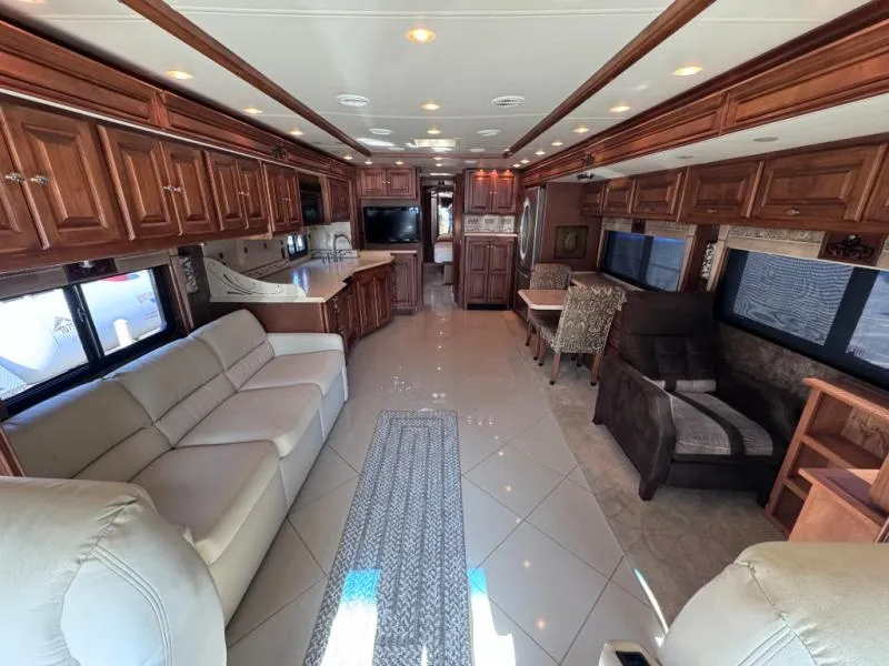 2011 Tiffin Motorhomes Phaeton Used    40 QTH - Photo 4