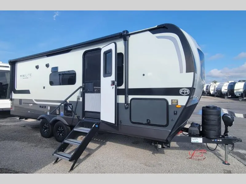 2026 Forest River Rockwood Mini Lite 2519S - Photo 3