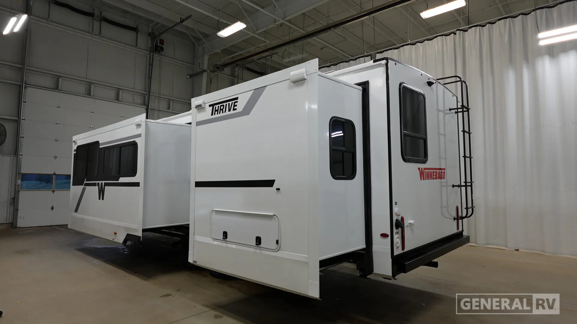 2027 Winnebago Thrive 26FKD - Photo 4