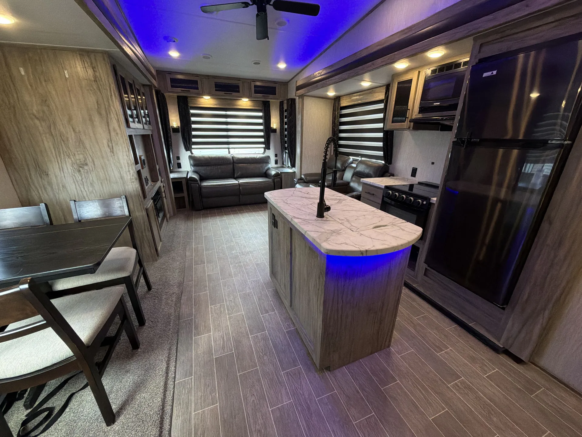 2021 Forest River Cherokee Arctic Wolf 3550 SUITE — living area main