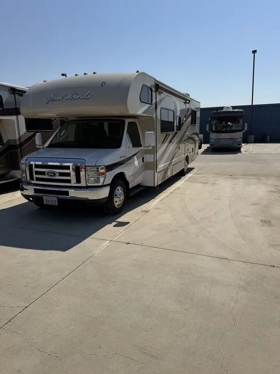 2017 Thor Motor Coach Four Winds 28Z - Photo 4