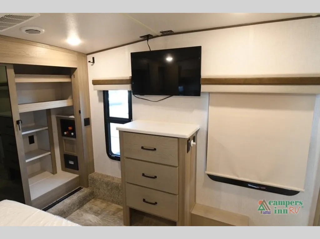 2024 Forest River Rockwood Signature 361RL, Photos photo 32