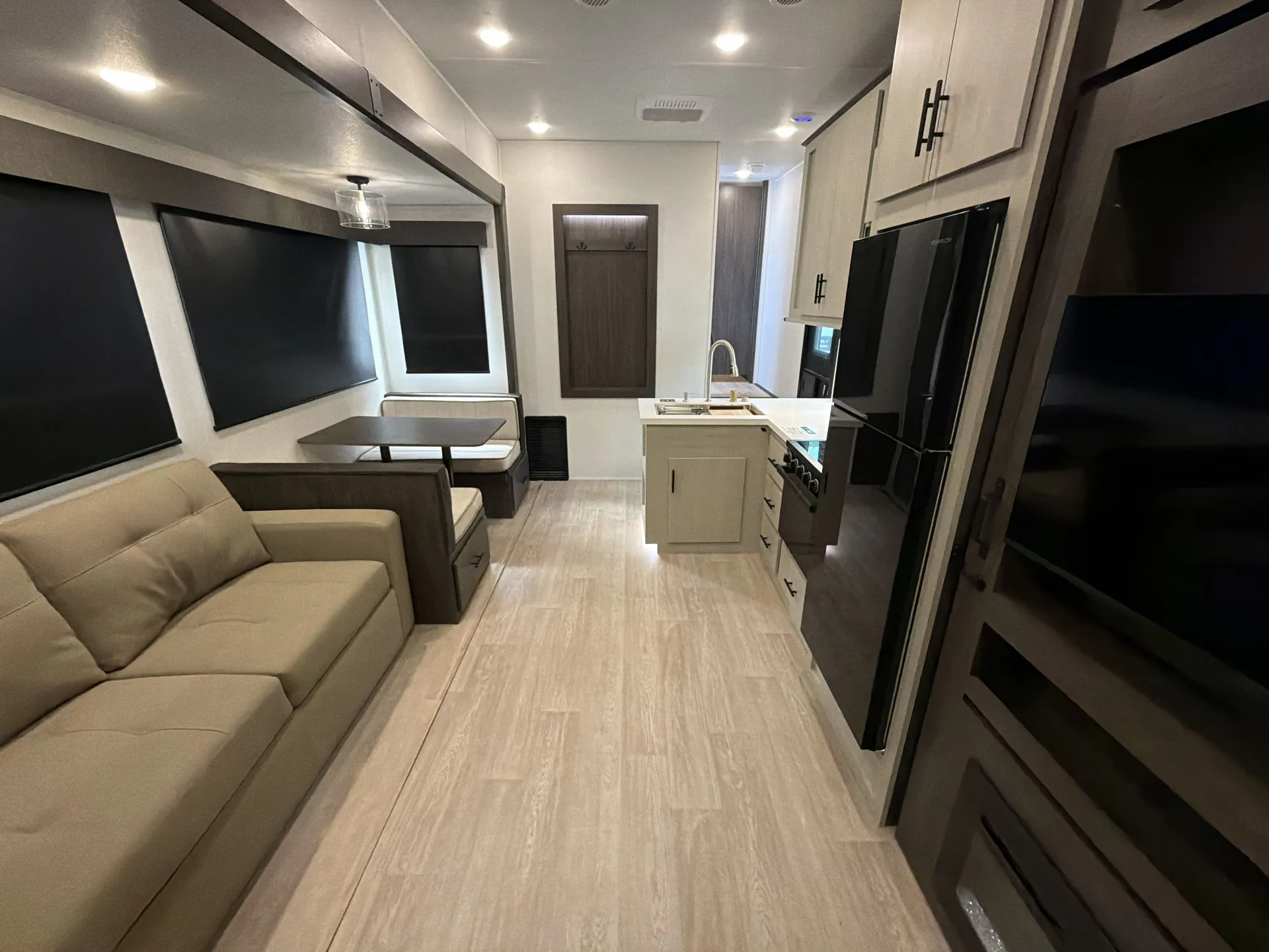 2027 Forest River Arctic Wolf 285OPT — living area main