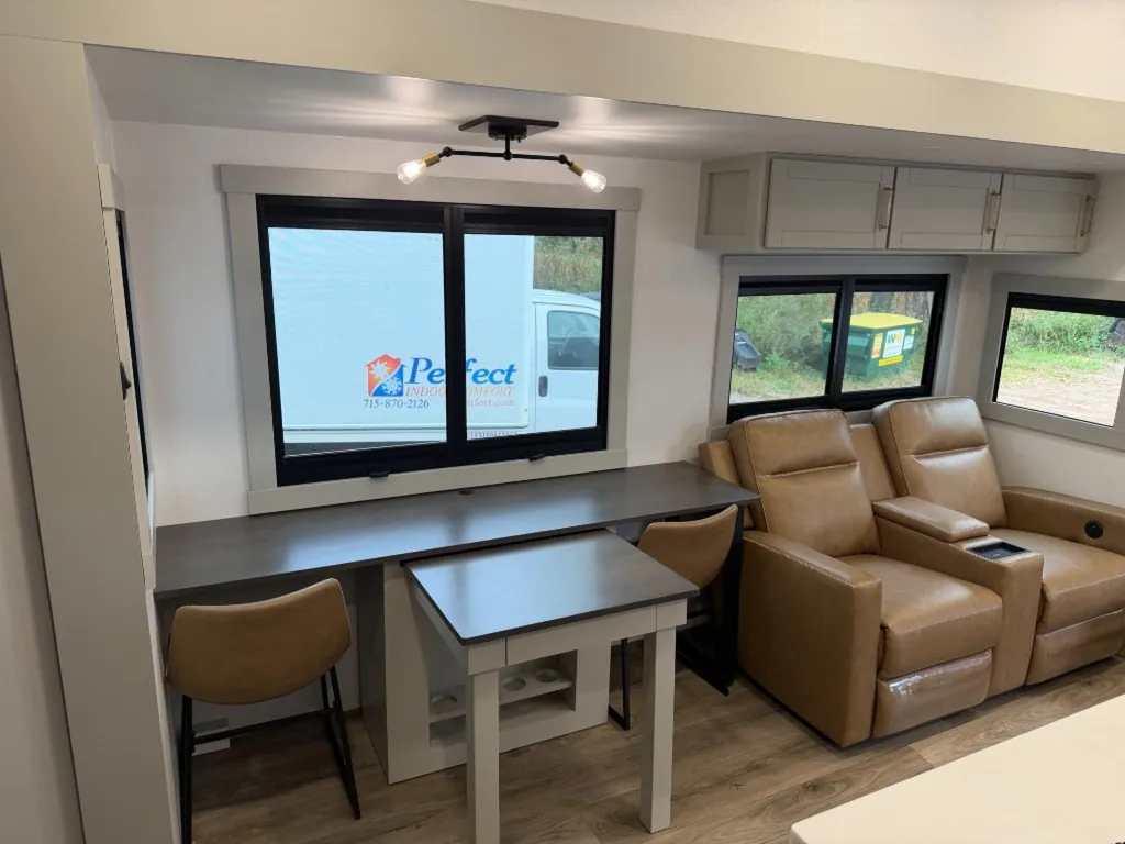2025 Brinkley Model Z 3400, Photos photo 14
