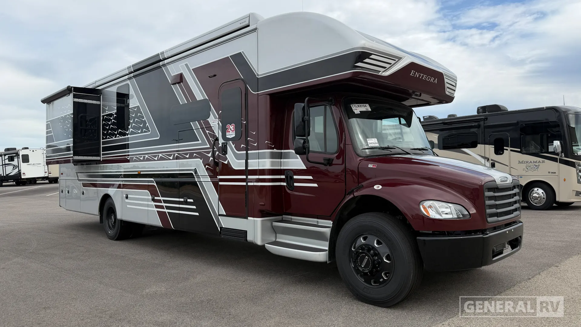 2026 Entegra Coach Accolade XL 37K - Photo 2
