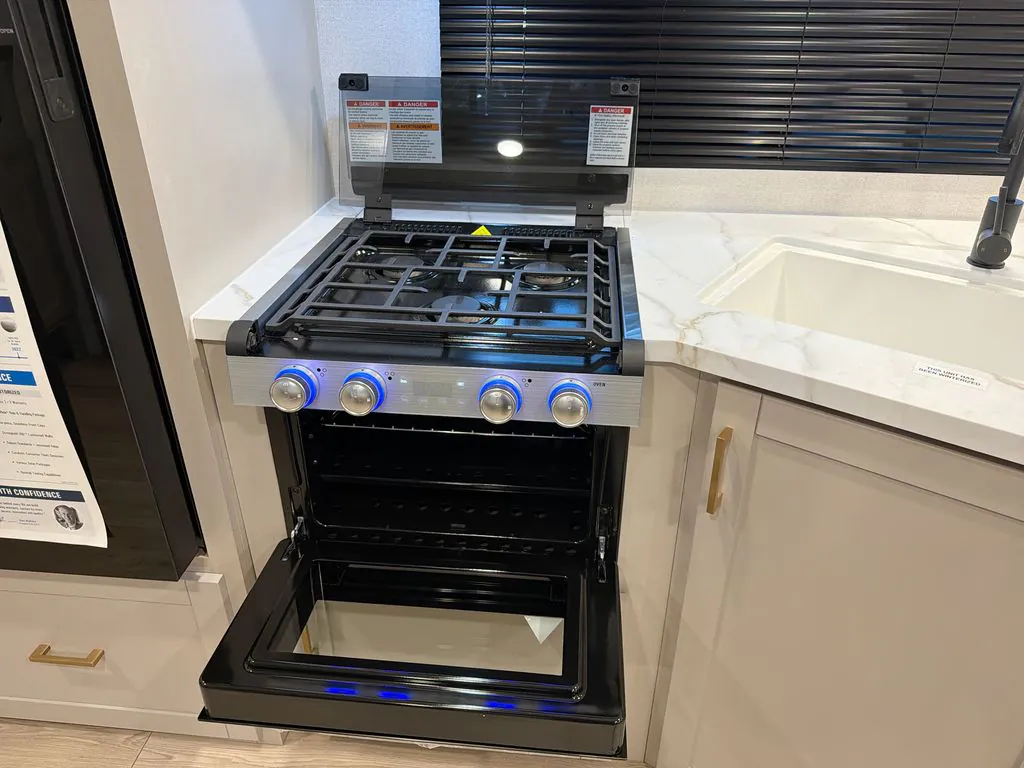 2027 Jayco Jay Flight SLX 262RLSW, Photos photo 5