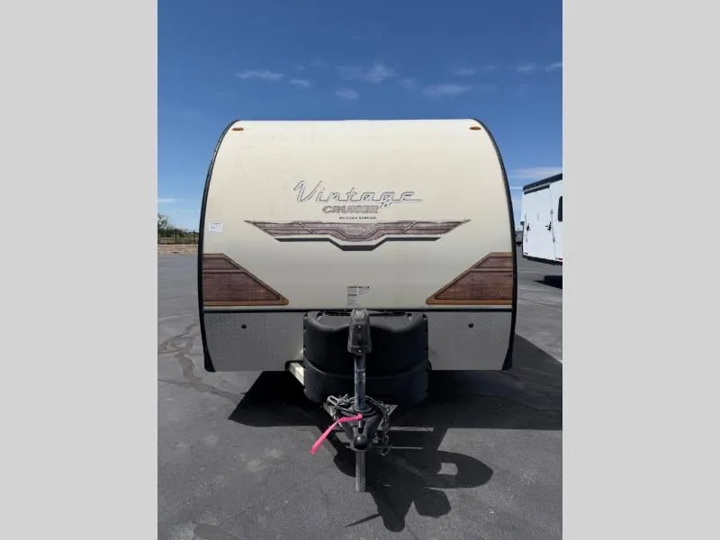 2019 Gulfstream Vintage 19ERD - Photo 2